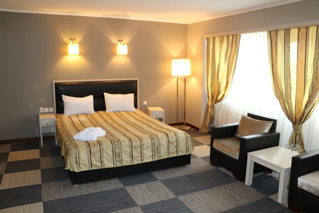 Aktau Hotel Eksteriør bilde