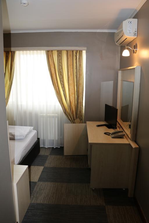 Aktau Hotel Eksteriør bilde