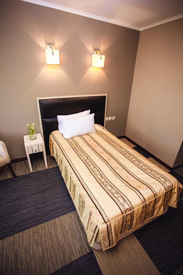 Aktau Hotel Eksteriør bilde