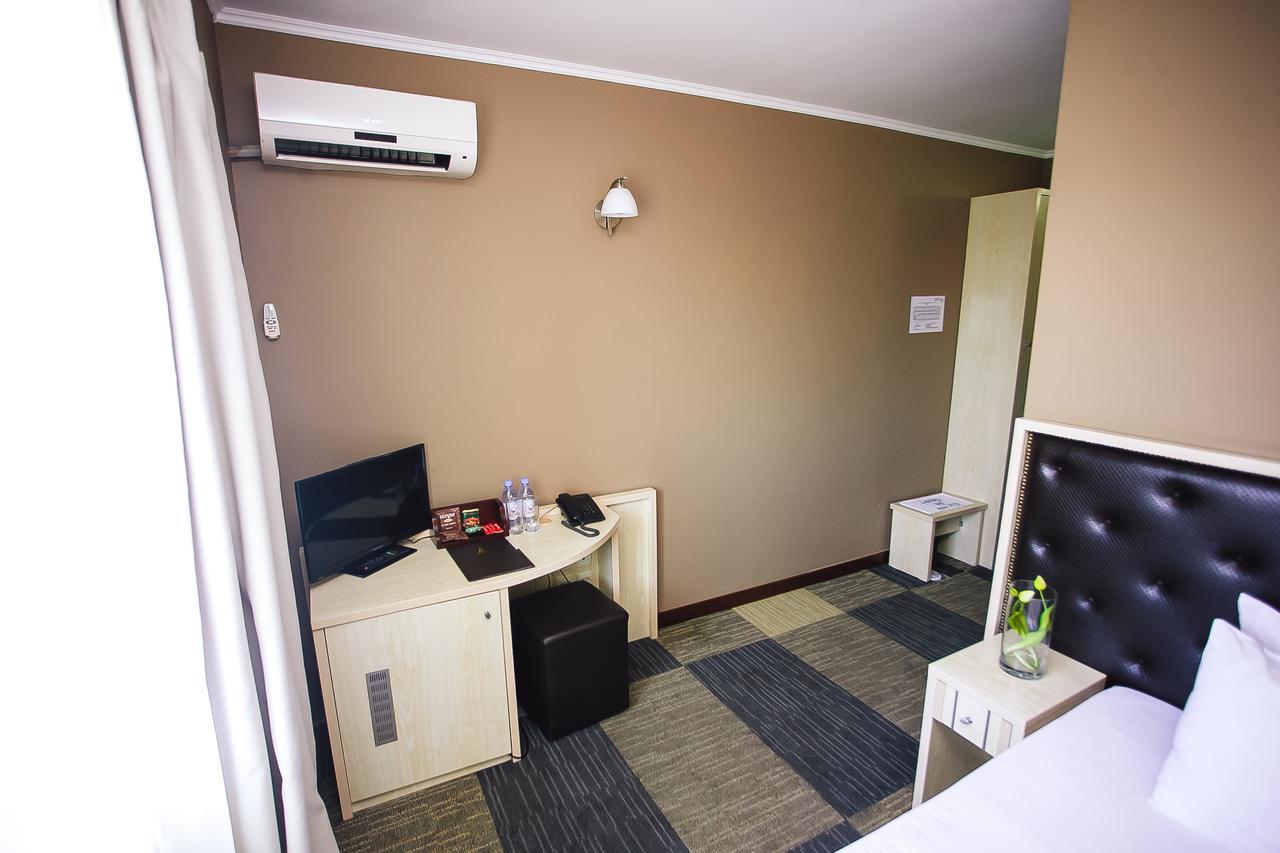 Aktau Hotel Eksteriør bilde