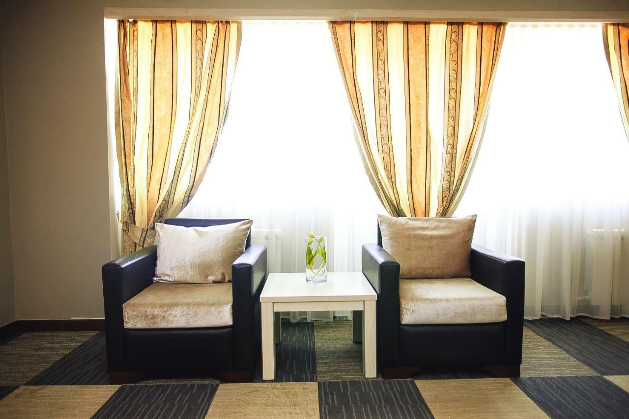 Aktau Hotel Eksteriør bilde