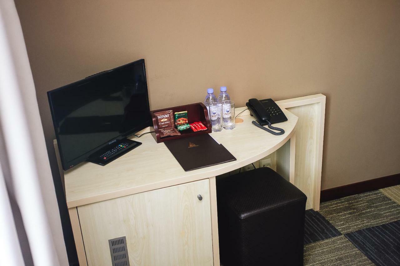 Aktau Hotel Eksteriør bilde